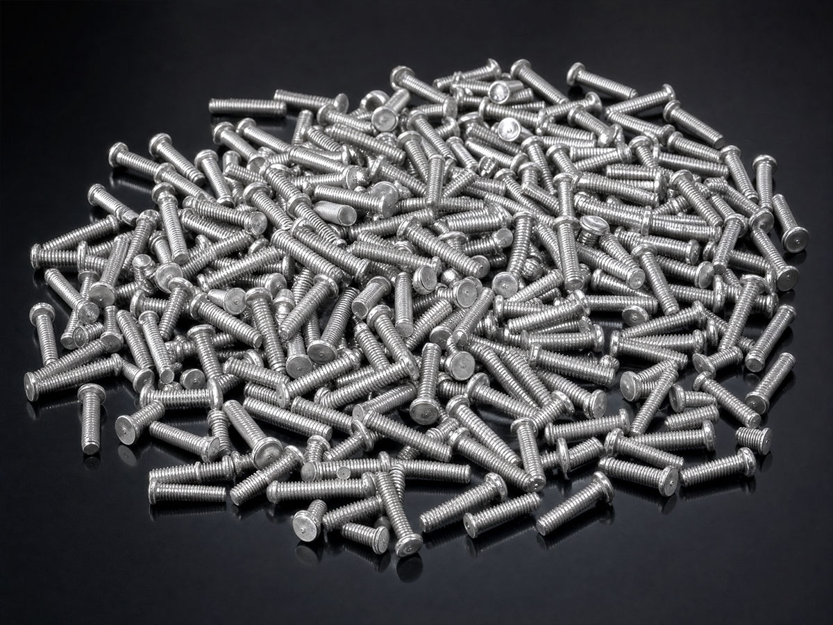 Aluminium studs